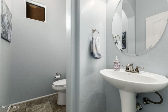 2507 E RUSTLING OAKS Lane, Phoenix, AZ 85024