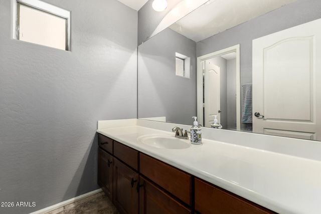 2507 E RUSTLING OAKS Lane, Phoenix, AZ 85024