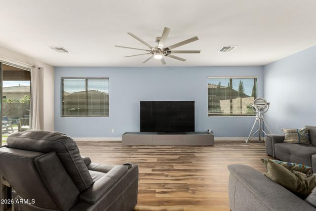 2507 E RUSTLING OAKS Lane, Phoenix, AZ 85024