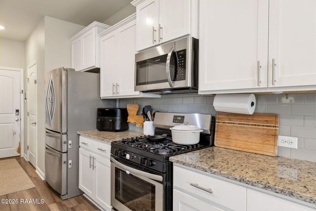 206 Verger Drive, Youngsville, LA 70592