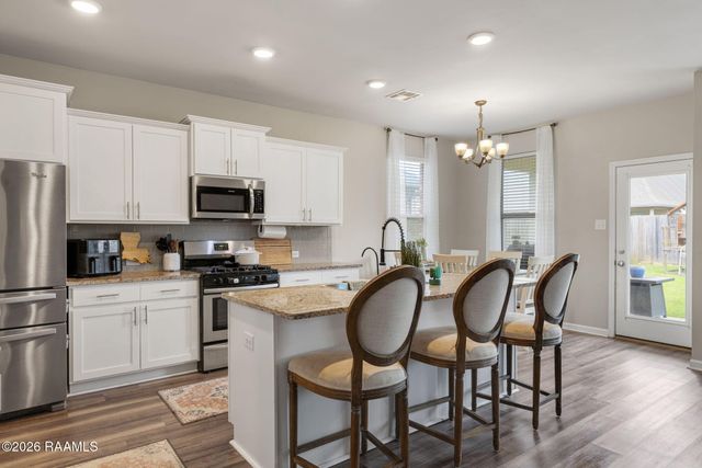 206 Verger Drive, Youngsville, LA 70592