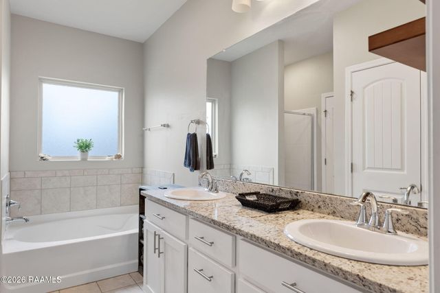 206 Verger Drive, Youngsville, LA 70592