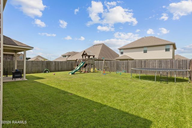 206 Verger Drive, Youngsville, LA 70592