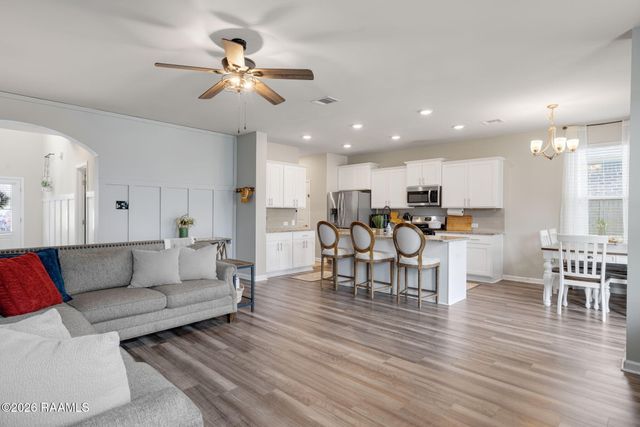 206 Verger Drive, Youngsville, LA 70592