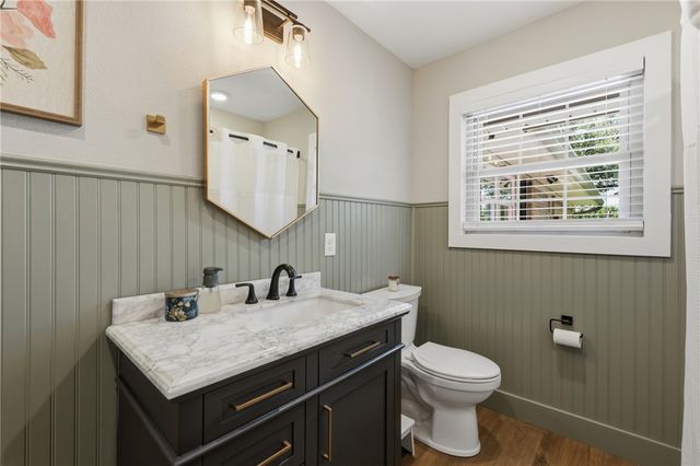 515 Crescent Drive, Bryan, TX 77801