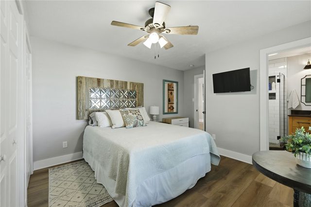 515 Crescent Drive, Bryan, TX 77801