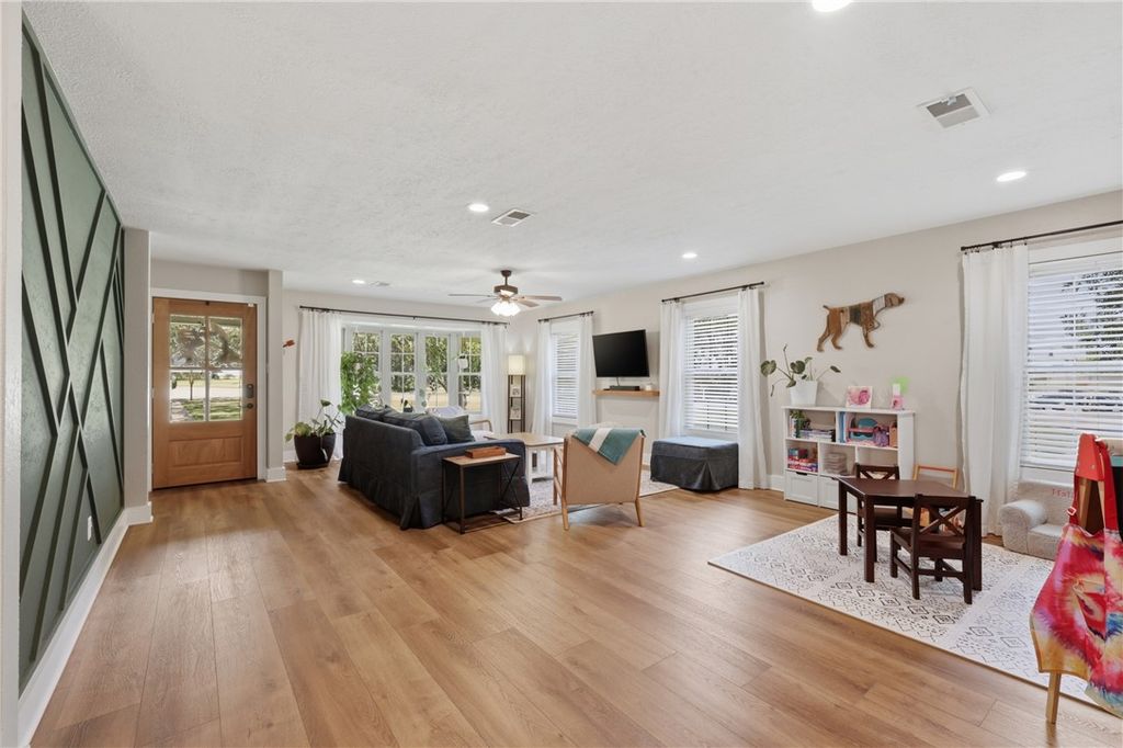 515 Crescent Drive, Bryan, TX 77801 — photo 5