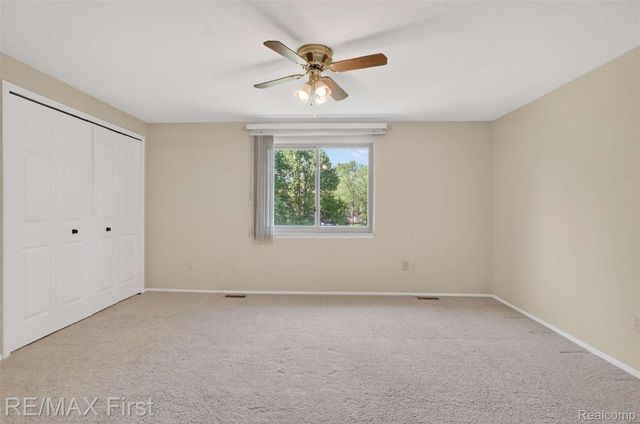 3660 Old Creek Road Road 36, Troy, MI 48084