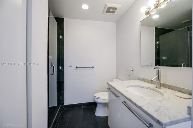 900 Biscayne Blvd 3407, Miami, FL 33132