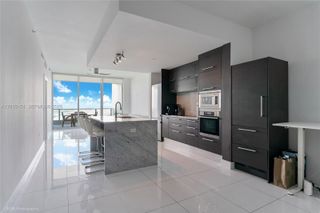 900 Biscayne Blvd 3407, Miami, FL 33132