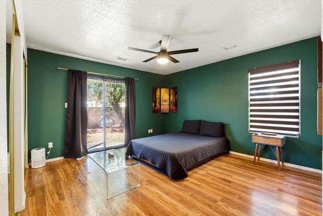 10636 MCMICHAEL Lane SW, Albuquerque, NM 87121