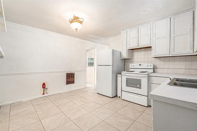 20653 OLD TRILBY ROAD, Dade City, FL 33523