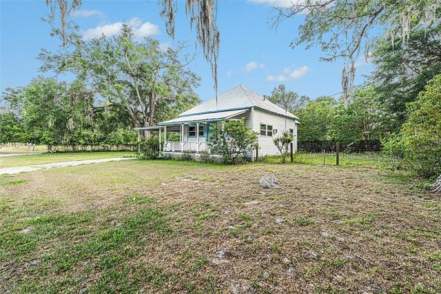 20653 OLD TRILBY ROAD, Dade City, FL 33523