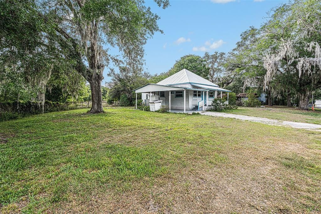 20653 OLD TRILBY ROAD, Dade City, FL 33523