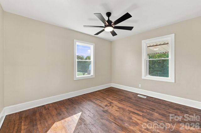 314 Rockyford Street, Morganton, NC 28655
