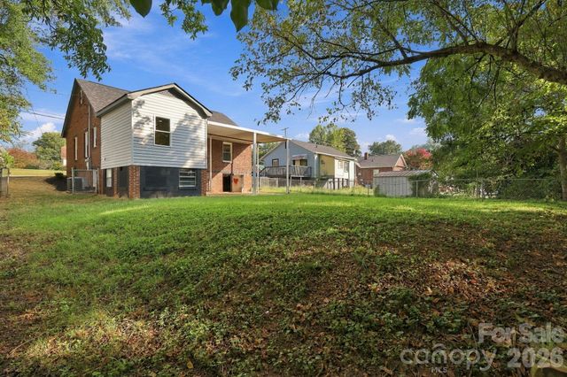 314 Rockyford Street, Morganton, NC 28655