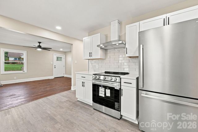 314 Rockyford Street, Morganton, NC 28655