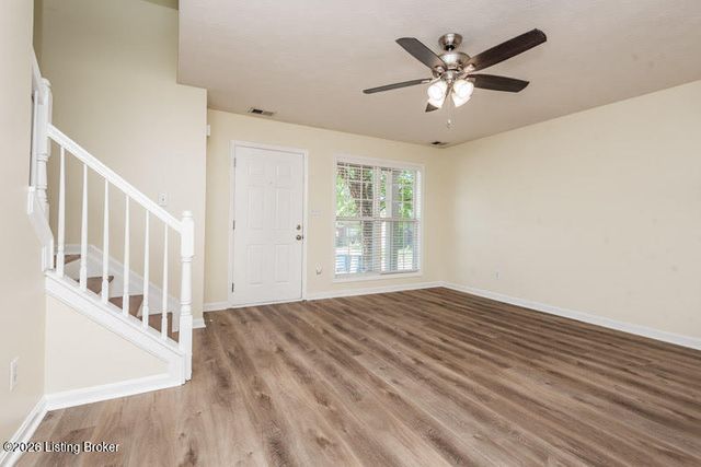2101 Carabiner Way, Louisville, KY 40245