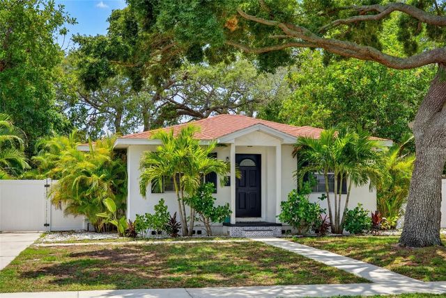 824 59TH AVE NE, St Petersburg, FL 33703