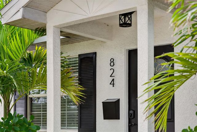 824 59TH AVE NE, St Petersburg, FL 33703