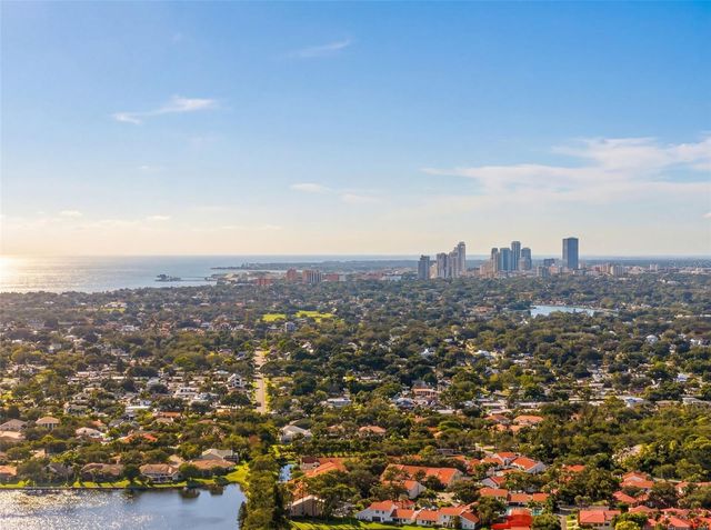 824 59TH AVE NE, St Petersburg, FL 33703