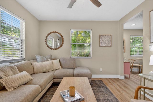 824 59TH AVE NE, St Petersburg, FL 33703