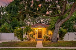 824 59TH AVE NE, St Petersburg, FL 33703