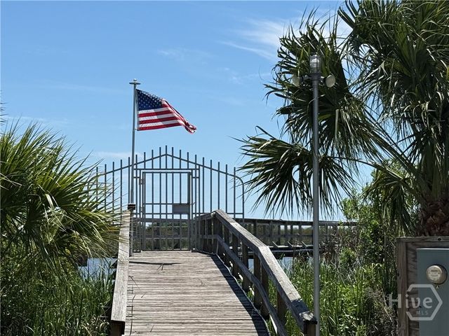 91 Screven Street B103, Darien, GA 31305