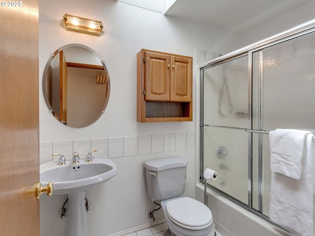 11424 Sw 66TH Ave, Portland, OR 97223