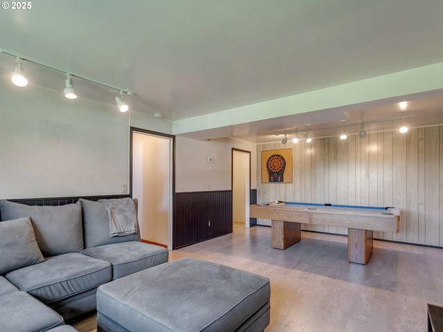 11424 Sw 66TH Ave, Portland, OR 97223