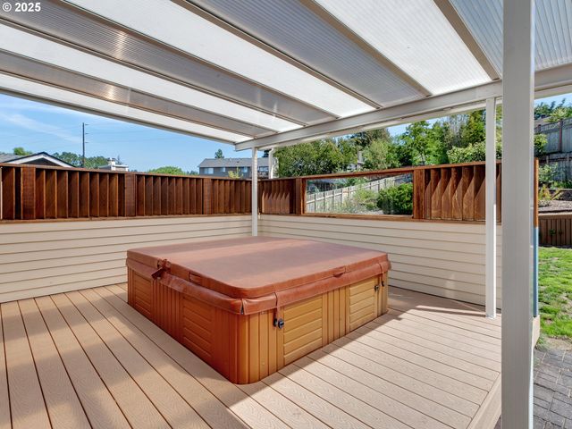 11424 Sw 66TH Ave, Portland, OR 97223