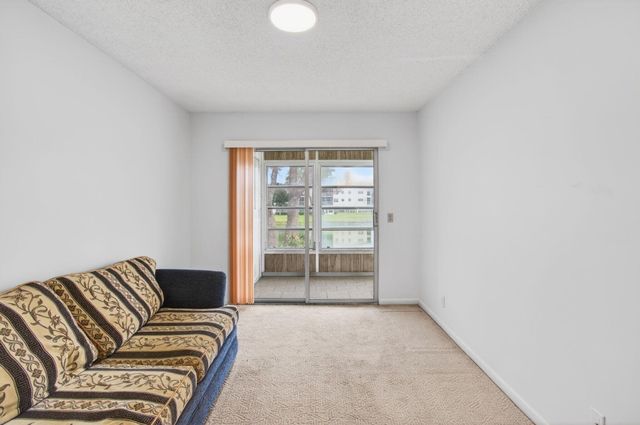 360 Fanshaw, Boca Raton, FL 33434