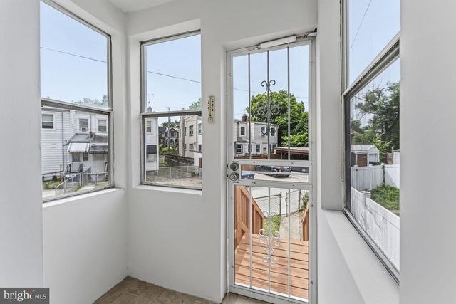1333 VARNUM ST NE, Washington, DC 20017