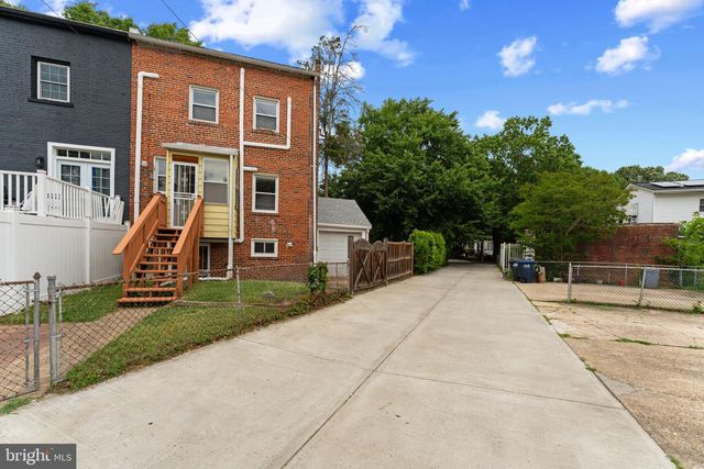 1333 VARNUM ST NE, Washington, DC 20017