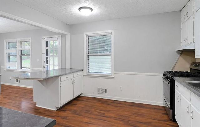 1675 Oak Ridge Way, Lawrenceville, GA 30044