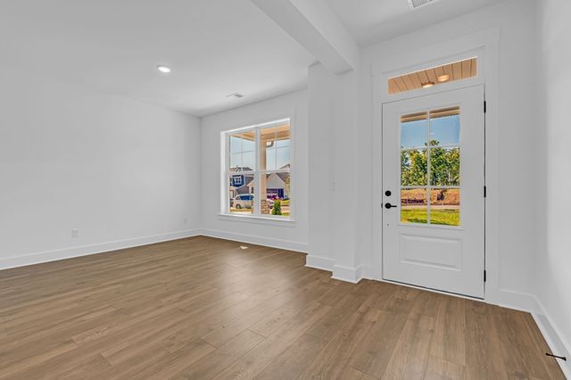 1102 Callaway Drive, Lebanon, TN 37087