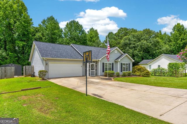 115 Macedonia Woods Drive, Newnan, GA 30263