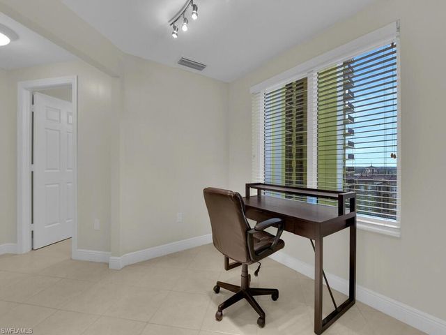 2745 1st ST 1006, Fort Myers, FL 33916