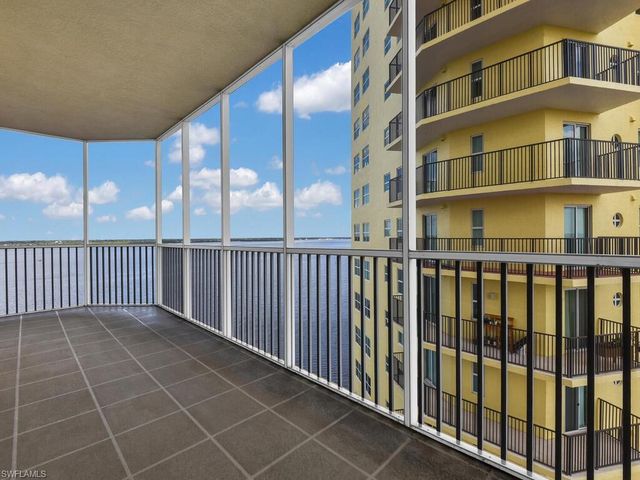 2745 1st ST 1006, Fort Myers, FL 33916