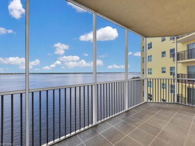 2745 1st ST 1006, Fort Myers, FL 33916