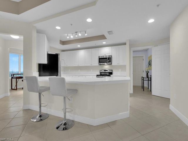 2745 1st ST 1006, Fort Myers, FL 33916