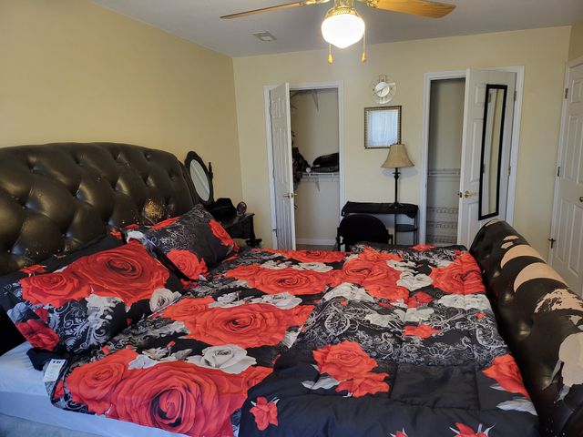 2555 Stone Briar Dr, Clarksville, TN 37043