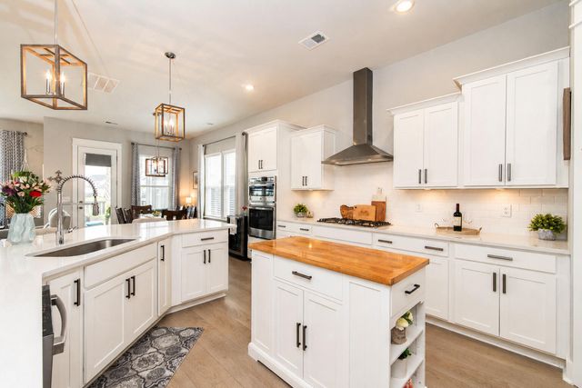 448 Parish Farms Drive, Summerville, SC 29486