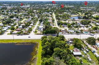 4401 S Haverhill Road, Lake Worth, FL 33463