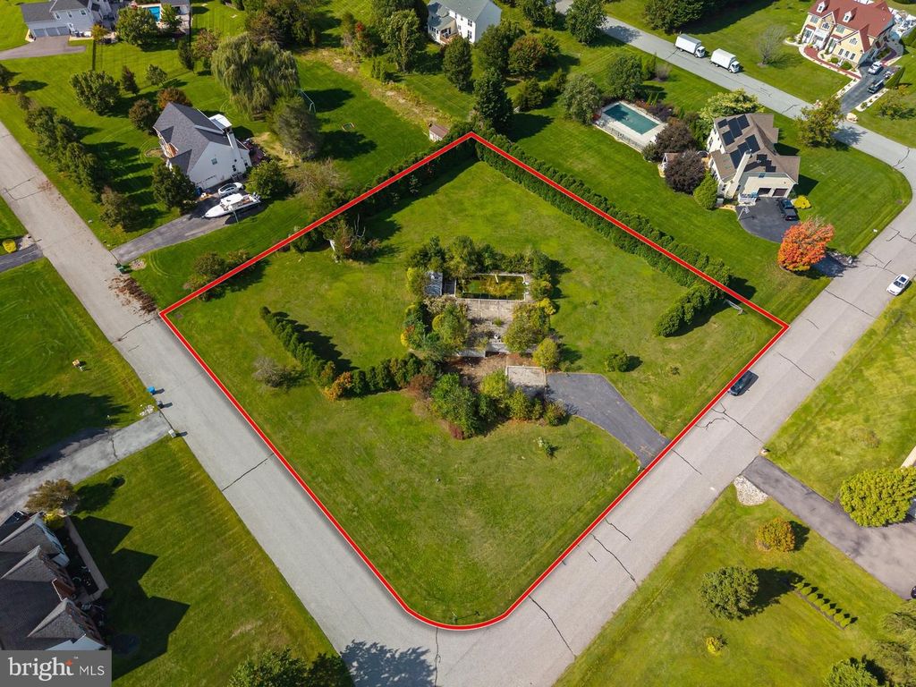 215 FORREST LN, SWEDESBORO, NJ 08085 — photo 4