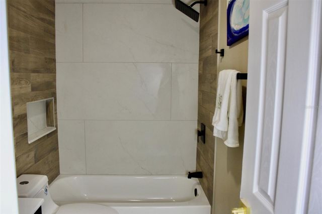 3209 E FRIERSON AVENUE, Tampa, FL 33610