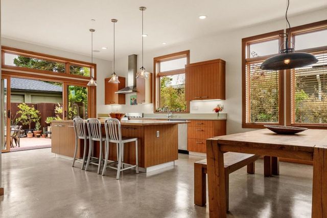 160 Alta Avenue, Santa Cruz, CA 95060
