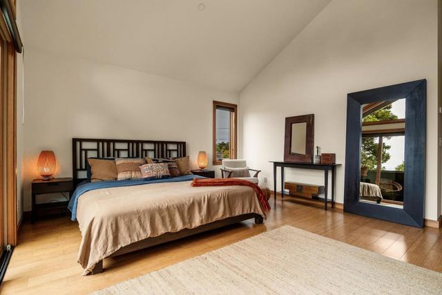 160 Alta Avenue, Santa Cruz, CA 95060