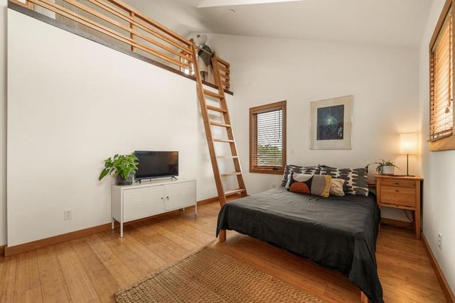 160 Alta Avenue, Santa Cruz, CA 95060