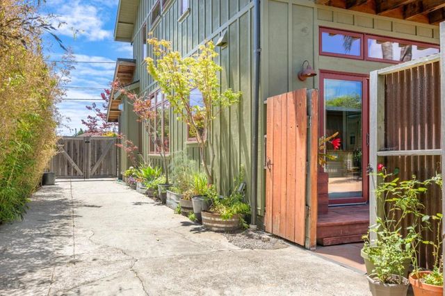 160 Alta Avenue, Santa Cruz, CA 95060